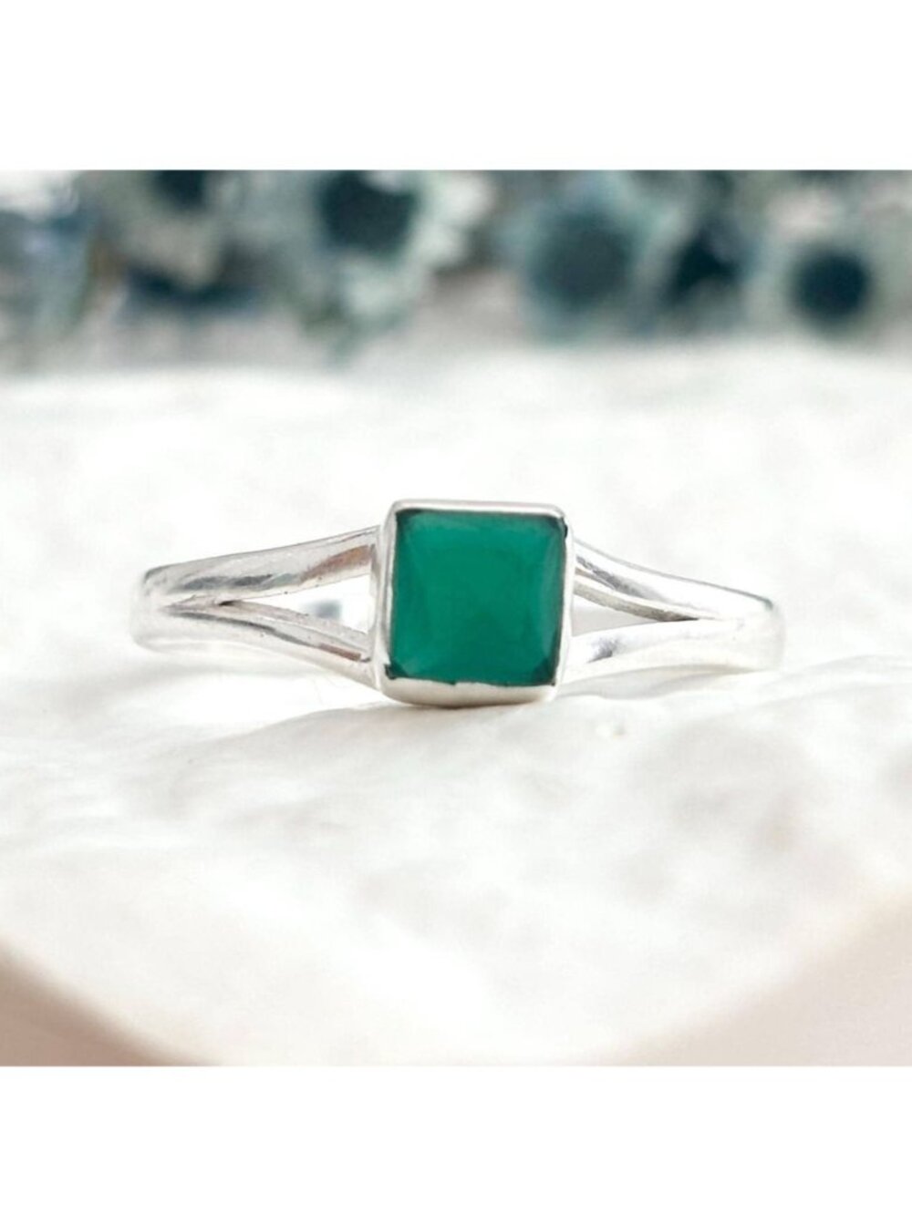 Green Onyx Gemstone Minimalist Sterling Silver 925 Vintage Ring - sz 9